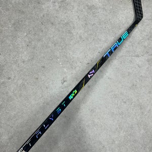 80 Flex P14 Senior True Catalyst 9x3 Left Hand Hockey Stick Pro Stock (New)