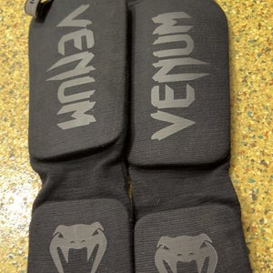 Venom shin & instep guards