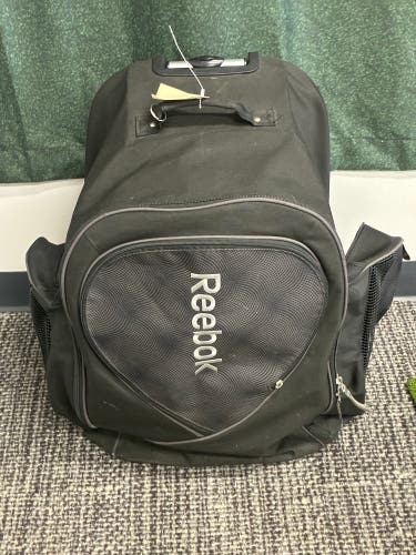 Reebok 10K Wheeled Hockey Bag