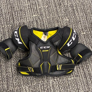 Large Junior CCM Tacks 3092 Shoulder Pads (Used)