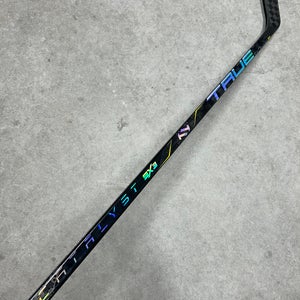 80 Flex P14 Senior True Catalyst 9x3 Left Hand Hockey Stick Pro Stock (New)
