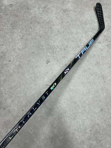 90 Flex P88M Senior True Catalyst 9x3 Left Hand Hockey Stick Pro Stock (New)