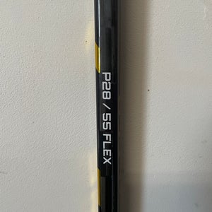 Intermediate Zt Pro Right Handed Hockey Stick P28 55 Flex (Used)