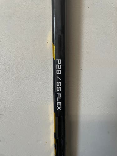Intermediate Zt Pro Right Handed Hockey Stick P28 55 Flex (Used)