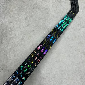 3 PACK 85 Flex P28 Senior True Catalyst 9x3 Left Hand Hockey Stick Pro Stock (New)