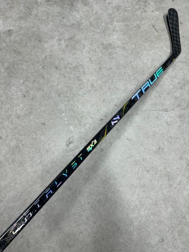 75 Flex P92 Senior True Catalyst 9x3 Left Hand Hockey Stick Pro Stock (New)