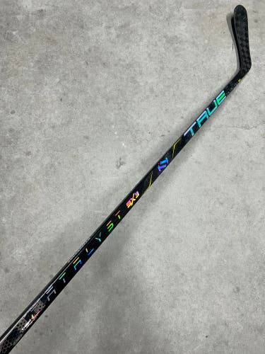 70 Flex Custom P92 Senior True Catalyst 9x3 Left Hand Hockey Stick Pro Stock (New)