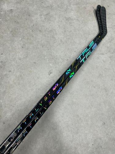 2 PACK 70 Flex Custom P92 Senior True Catalyst 9x3 Left Hand Hockey Stick Pro Stock (New)