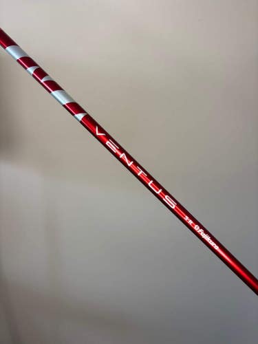 Fujikura Ventus Red Velocore Regular Flex Driver Shaft Callaway Tip 43.75 MINT
