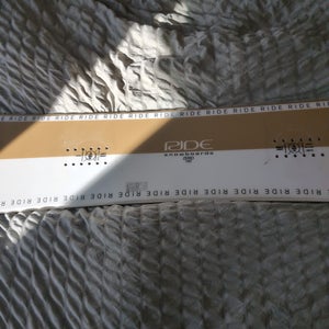 Unisex Ride Zero Snowboard Freestyle Without Bindings Soft Flex True Twin 147 cm (Used)