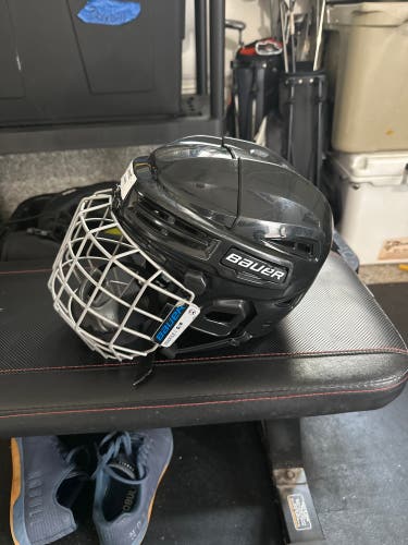 Small Bauer Helmet (Used)