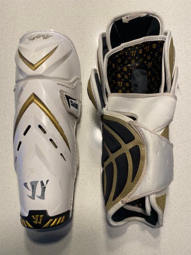Senior Warrior HITMAN 14" Shin Pads (Used)