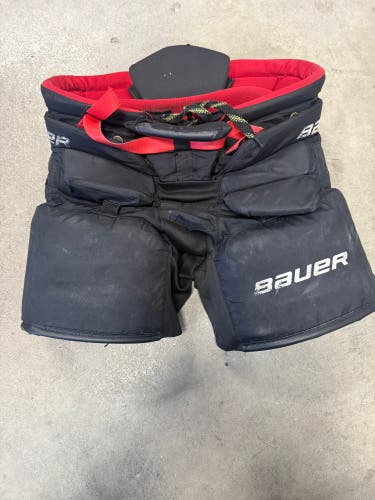 Intermediate Small Bauer Vapor X900 Hockey Goalie Pants (Used)