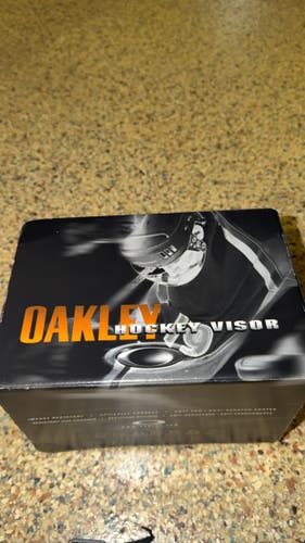 Medium Oakley VR815P Aviator Pro Visor Visor (Used)