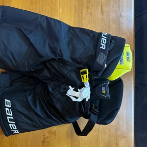 Bauer Supreme 3S Pro Hockey Pants Junior Medium  (Used)