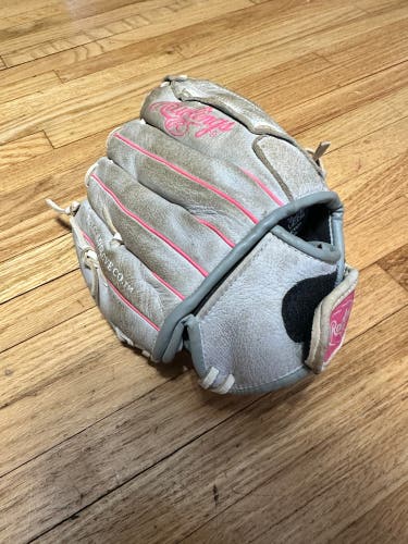 Rawlings Sure Catch RH Softball Glove 10.5" (Used)