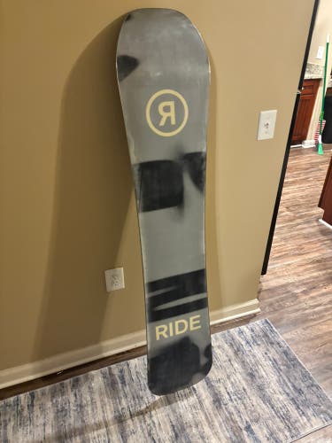 Unisex Ride Manic Snowboard Wide With Bindings True Twin 161 cm (Used)