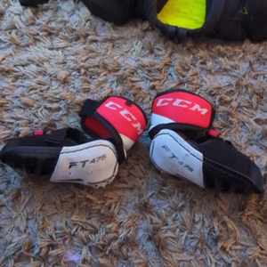 Junior Large CCM JetSpeed FT475 Elbow Pads (Used)