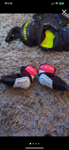 Junior Large CCM JetSpeed FT475 Elbow Pads (Used)