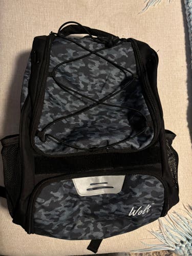 Wolt Youth Baseball Backpack (Used)