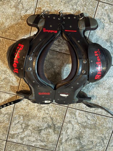 Large Youth Riddell S2 Shoulder Pads (Used)