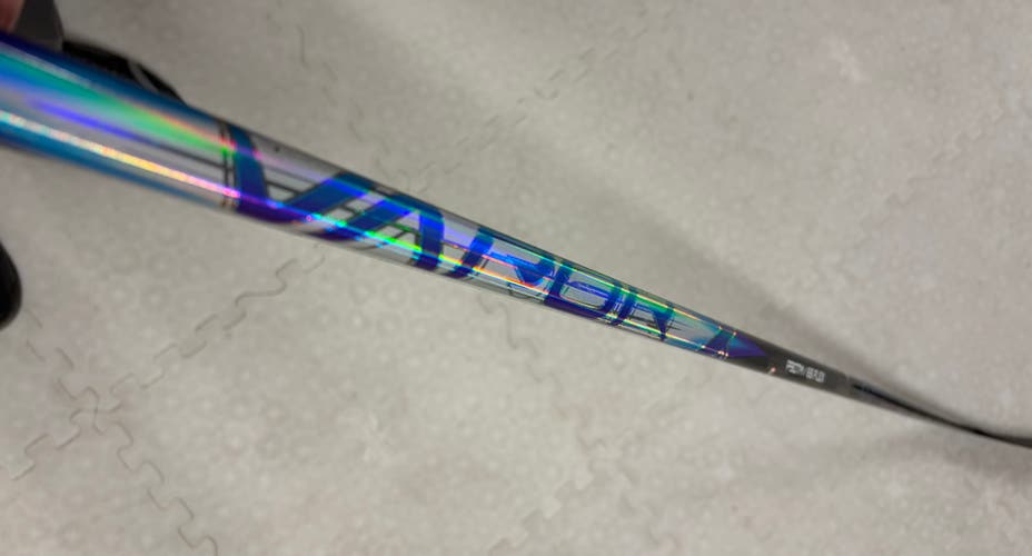 Intermediate Bauer Vapor Flylite Right Handed Hockey Stick P90TM 65 Flex (Used)