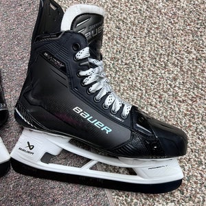 New Bauer Supreme Shadow SR Hockey Skates Size 10.5 Fit 2 with FlyTi Steel