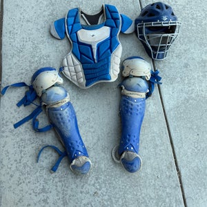 Blue Louisville Slugger Catcher's Set (Used)
