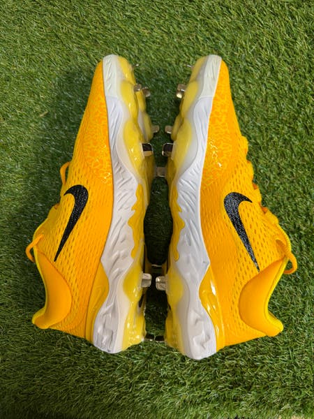 Nike Alpha Huarache Elite 4 Low TB Amarillo Baseball Cleats  display picture 2