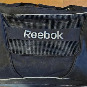 Reebok 16K Large Wheeled Hockey Equipment Bag – Broad Side Zippered Mesh Pocket (Used)