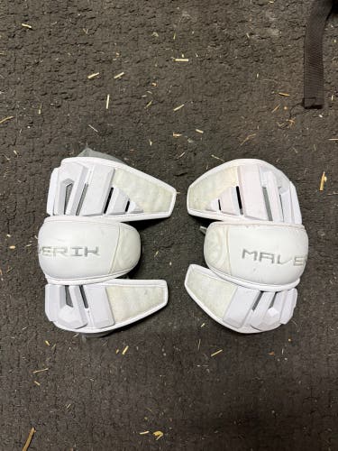 Medium/Large Adult Maverik Max Arm Pads (New)