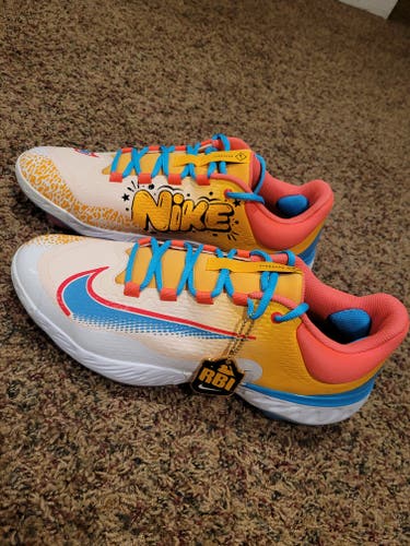 Men's Size M 13.5 (W 14.5) Nike Metal (New)