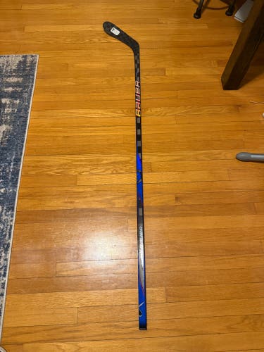 Senior Bauer Proto2 Left Hand Hockey Stick P28 70 Flex Pro Stock (New)