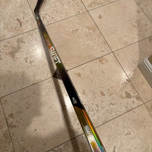 Intermediate Zt Pro 2 Gold Right Handed Hockey Stick P28 65 Flex (New)