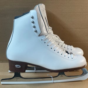 New Riedell Figure Skate Diamond Ladies 6.5M