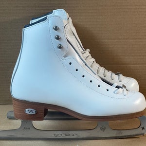 New Riedell Figure Skate Stride Girls 3M