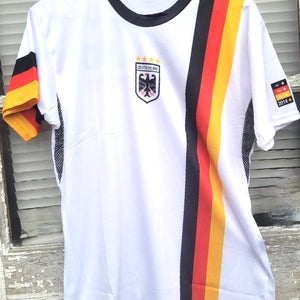 2014 White Germany Deutschland Soccer Replica Championship Jersey M-L 28"L (Used)