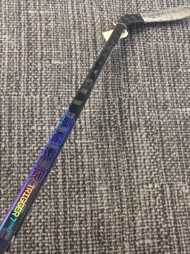 Youth CCM JetSpeed FT7 Pro Hockey Stick Right Handed P29 40 Flex (Used)