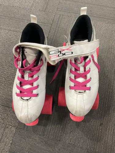 Used Pacer GTX 500 Senior Roller Quad Skates White Senior 6 11614-S000229984