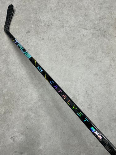 90 Flex P29 Senior True Catalyst 9x3 Right Hand Hockey Stick Pro Stock (New)