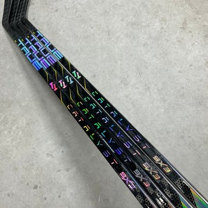 4 PACK 90 Flex P29 Senior True Catalyst 9x3 Right Hand Hockey Stick Pro Stock (New)