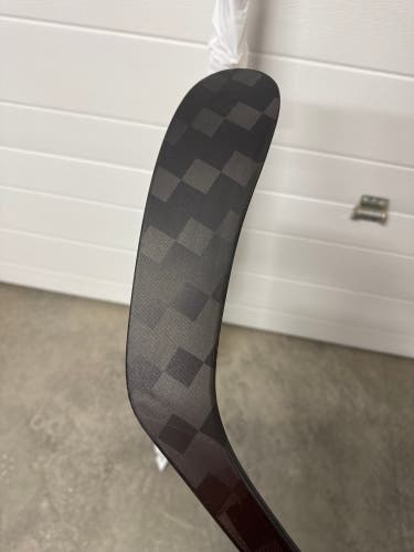 Senior CCM Ribcor Trigger 10 Pro Left Hand Hockey Stick P28 75 Flex (New) 2 PACK