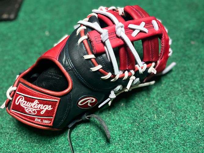 Refreshed and Relaced Rawlings Gold Glove RH First Base Baseball Glove 13" (Used)