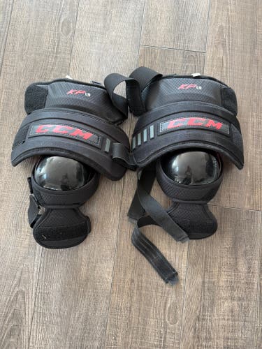 CCM kp 1.9 (Used) goalie Knee pads