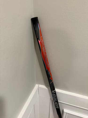 Intermediate Bauer Vapor FlyLite Left Handed Hockey Stick P92 (New)  65 Flex flex RED