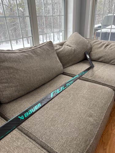 Senior Bauer Pulse LH Hockey Stick P92 70 Flex (New)