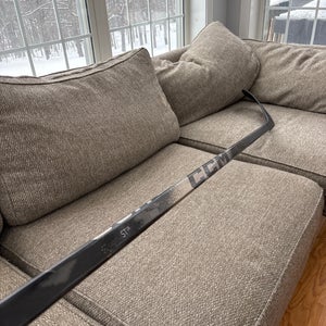 Senior CCM Ribcor Trigger 10 Pro RH Hockey Stick P28 70 Flex (New)