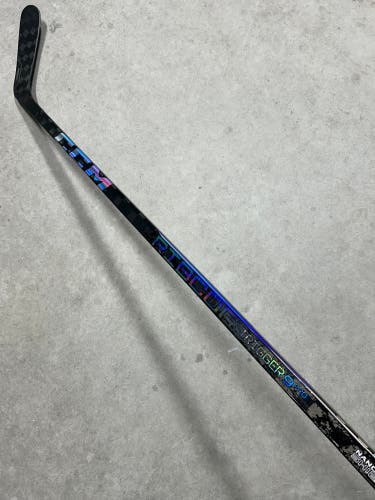 80 Flex P90TM Senior CCM RibCor Trigger 9 Pro Right Hand Hockey Stick Pro Stock (New)