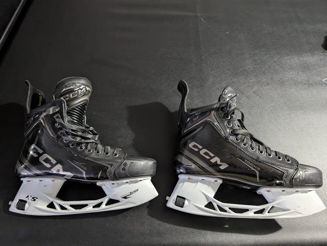 CCM Tacks XF Hockey Skates 9.5 Wide with 2 sets of Step V-Steel(Used)