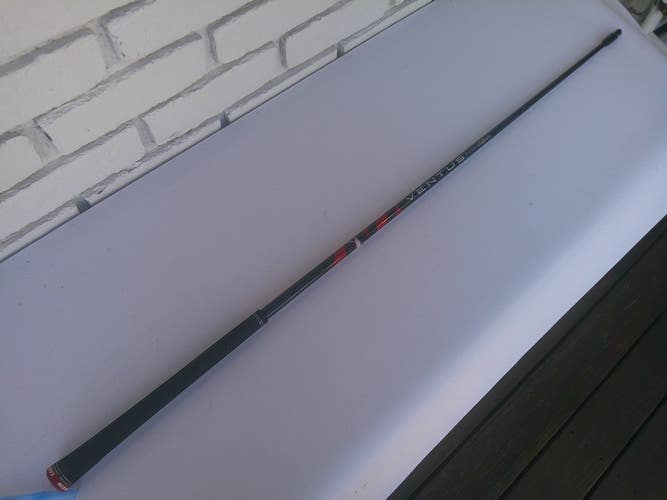 FUJIKURA VENTUS FW 5-R Regular Flex FW Shaft - Titleist Tip - 41 1/8"